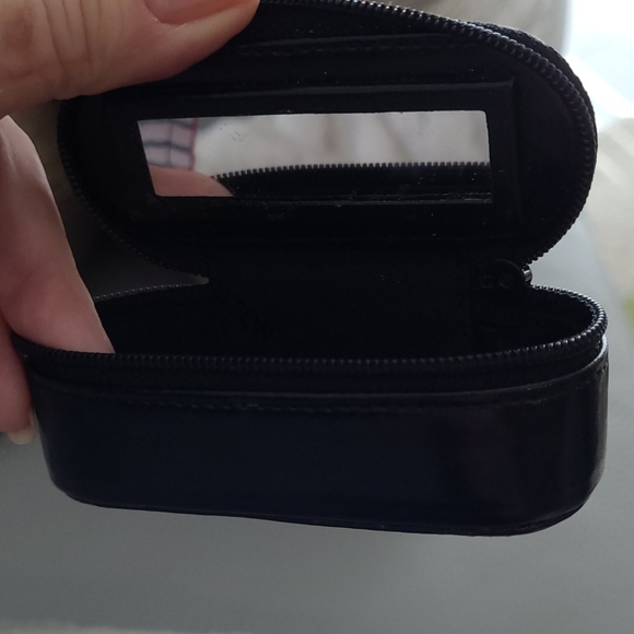 Lipstick Case - Picture 4 of 5